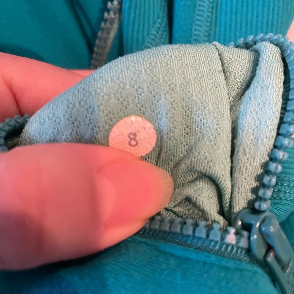 Sz 8 Dark Teal Lululemon Zip Up - Picture 3 of 6